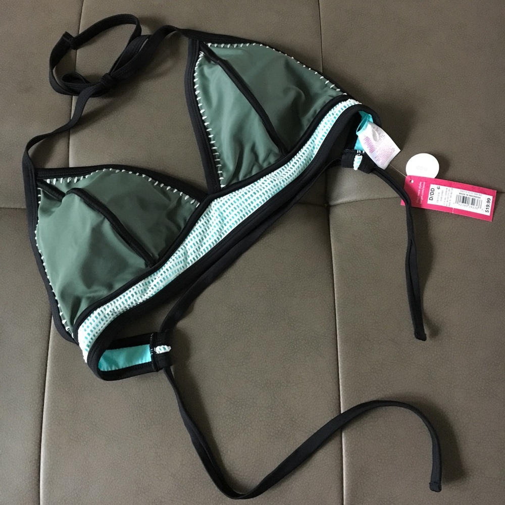 Target swim top. D/DD